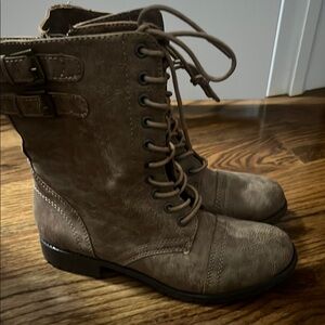 Women's Brown Lace-Up Boots